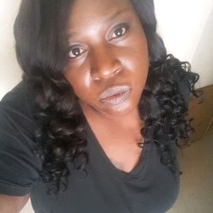 Meet your Posher, Alicia